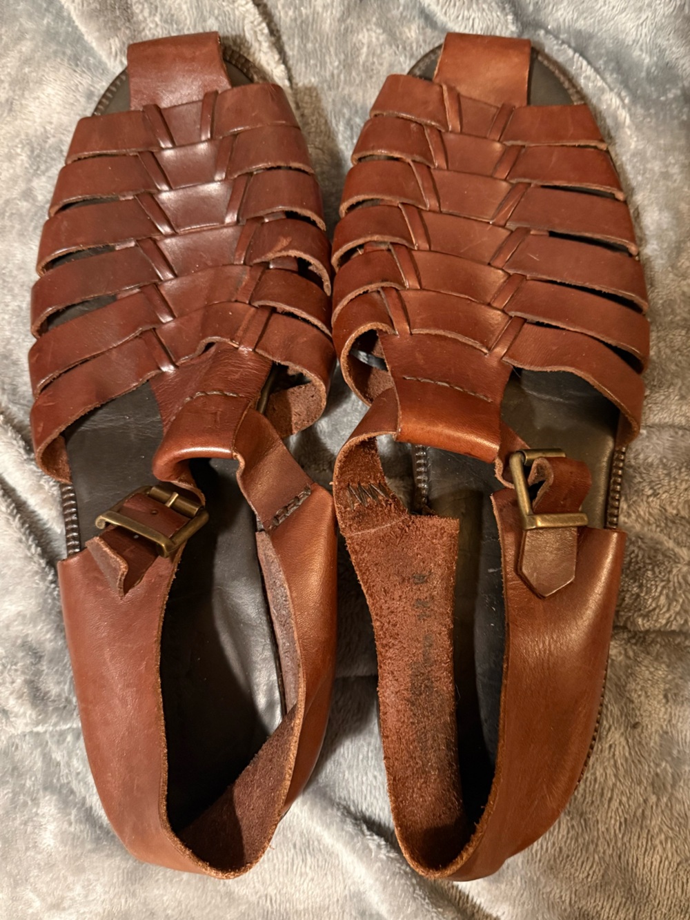 Tommy Bahama Vero Cuolo Italian Brown Leather Huarache-Style Men’s Sandals Sz 12